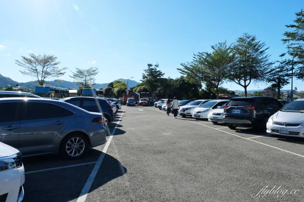 南投埔里｜寶湖宮天地堂地母廟．琉璃瓦屋簷廟宇建築，南投IG熱門打卡景點 @飛天璇的口袋