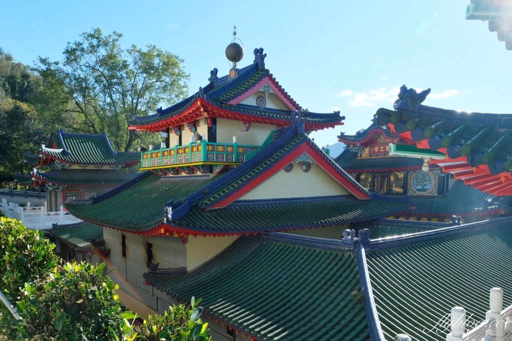 南投埔里｜寶湖宮天地堂地母廟．琉璃瓦屋簷廟宇建築，南投IG熱門打卡景點 @飛天璇的口袋