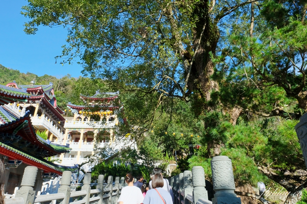 南投埔里｜寶湖宮天地堂地母廟．琉璃瓦屋簷廟宇建築，南投IG熱門打卡景點 @飛天璇的口袋