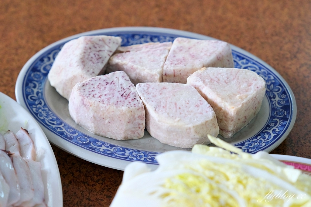 台中沙鹿｜羊博士鍋物料理．滿滿人潮像在吃流水席，清泉崗精誠羊肉爐重新開幕 @飛天璇的口袋