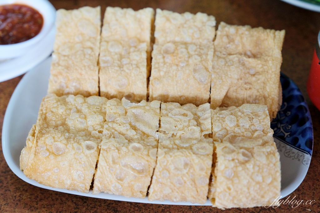 台中沙鹿｜羊博士鍋物料理．滿滿人潮像在吃流水席，清泉崗精誠羊肉爐重新開幕 @飛天璇的口袋