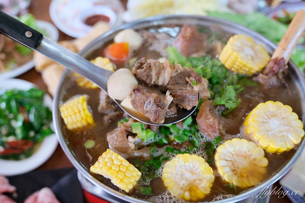 台中沙鹿｜羊博士鍋物料理．滿滿人潮像在吃流水席，清泉崗精誠羊肉爐重新開幕 @飛天璇的口袋
