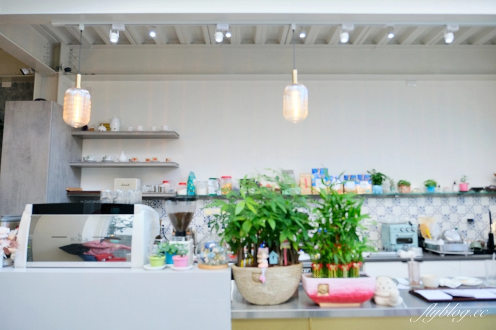 台中北屯｜All like 都好．希臘風玻璃屋手作甜點，北屯洲際棒球場重劃區咖啡館 @飛天璇的口袋