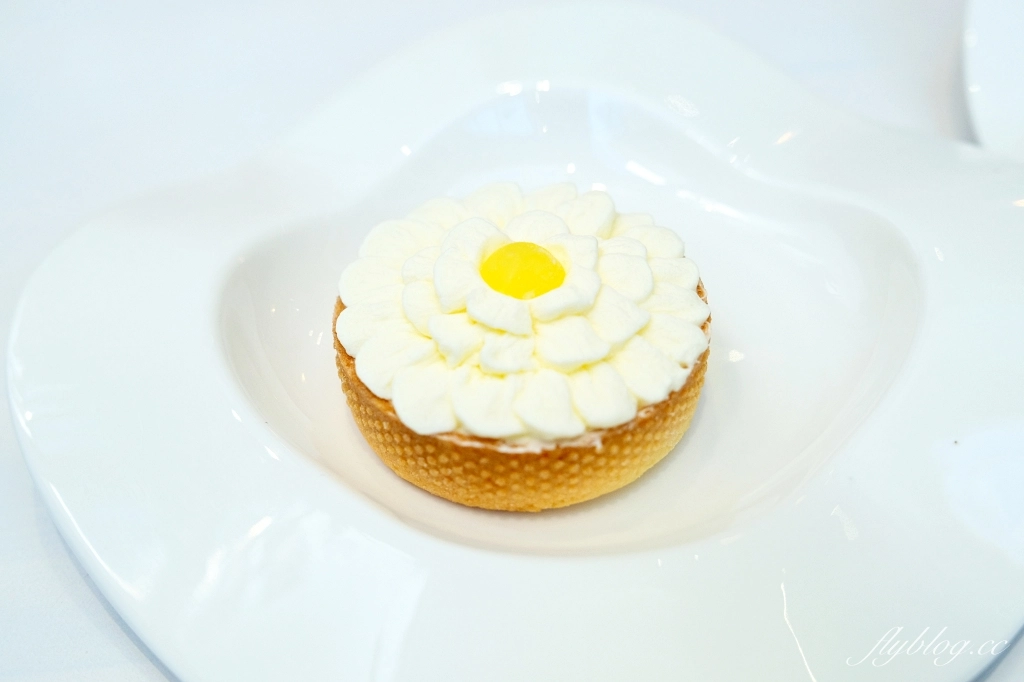 台中北屯｜All like 都好．希臘風玻璃屋手作甜點，北屯洲際棒球場重劃區咖啡館 @飛天璇的口袋