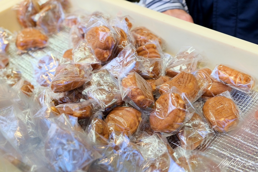 日本東京｜本家梅林堂．超可愛的人形燒，淺草仲見世通銅板美食 @飛天璇的口袋