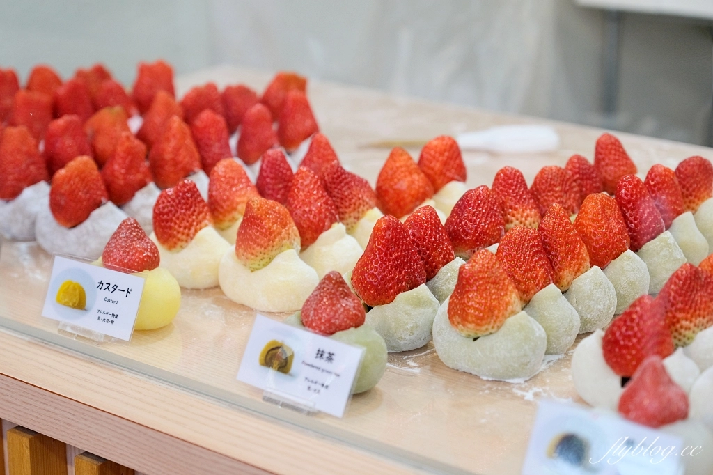 日本東京｜銀花堂 Ginkado．大顆多汁的草莓大福，淺草仲見世通打卡美食 @飛天璇的口袋