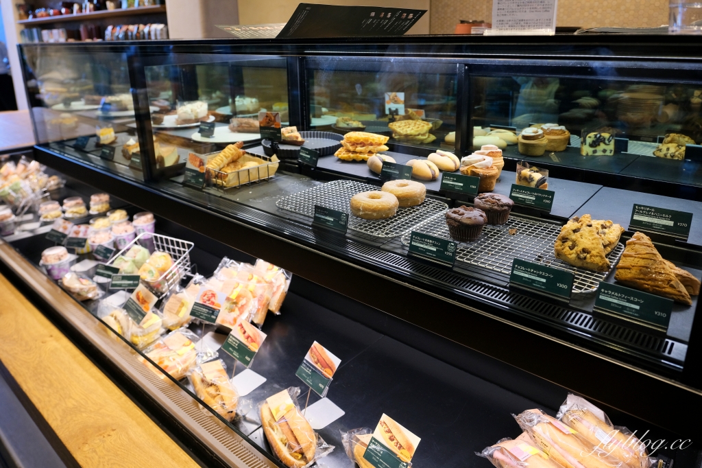 日本崎玉｜Starbucks川越鐘つき通り店．小江戶風情星巴克，川越傳統藏造建築 @飛天璇的口袋