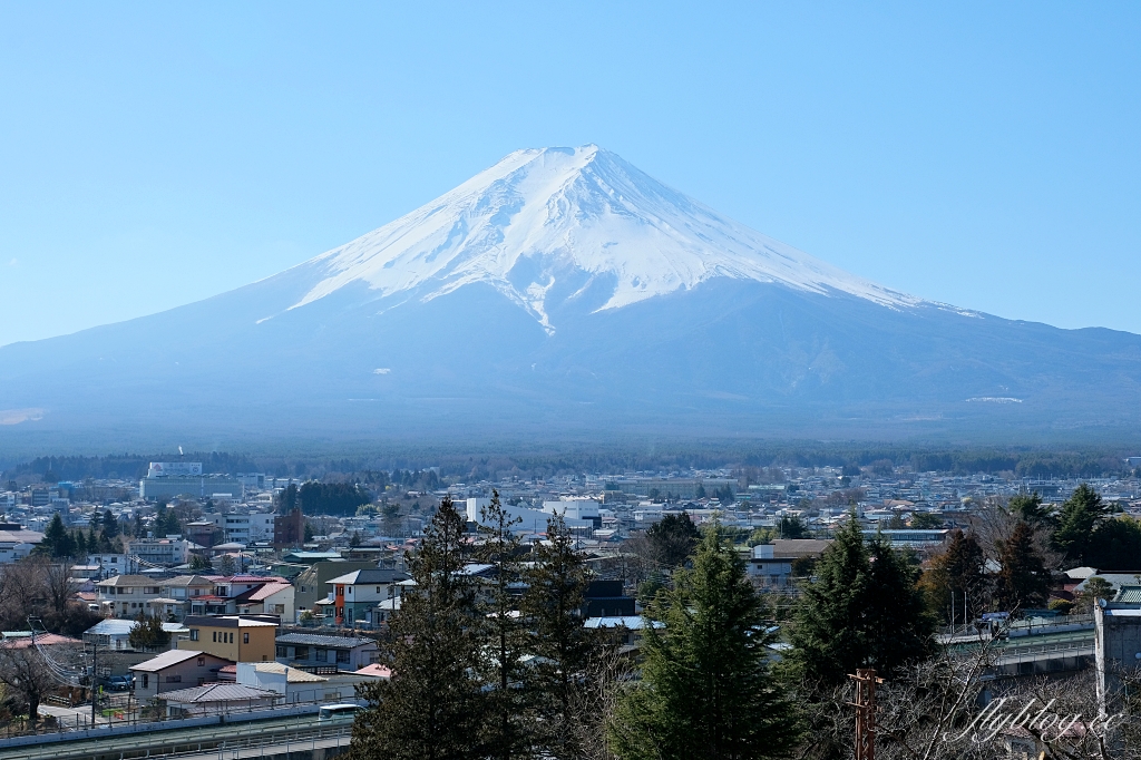 日本山梨｜富士山一日遊．富士山+河口湖天上山公園纜車+忍野八海+淺間公園 (KKday東京出發) @飛天璇的口袋