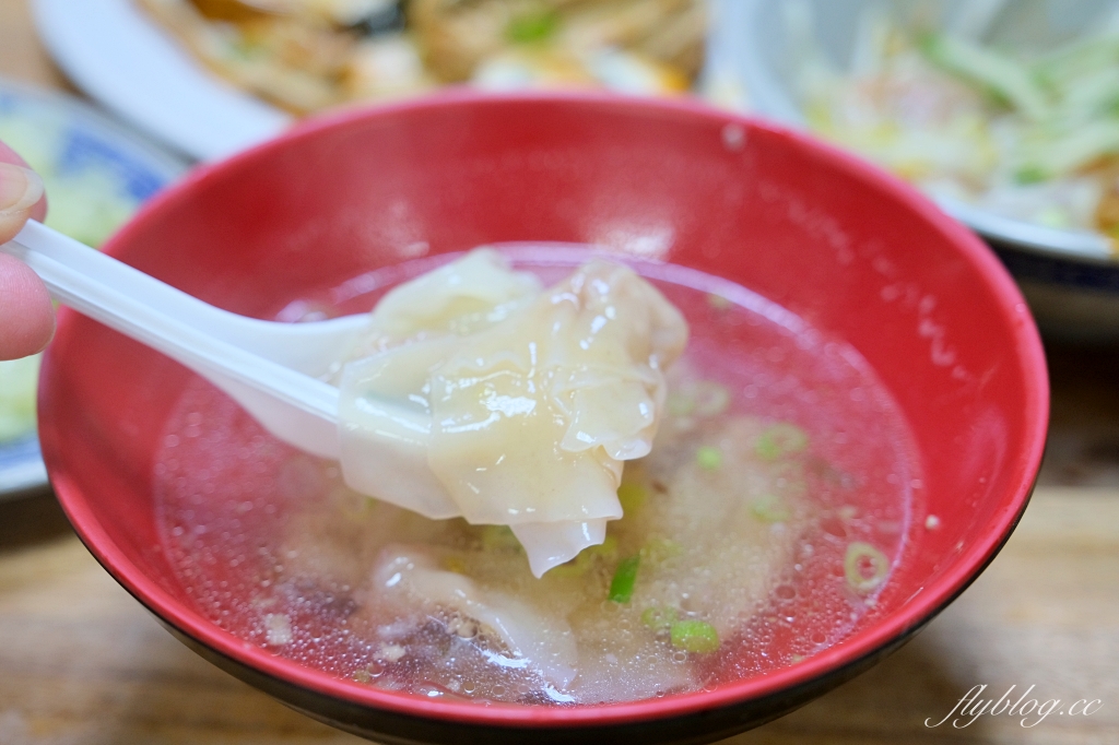 台中北區|王印製麵麻辣乾麵.一中街超人氣鐵皮屋麵攤,CP值取勝學生族的最愛 @飛天璇的口袋 台中北區|王印製麵麻辣乾麵.一中街超人氣鐵皮屋麵攤,CP值取勝學生族的最愛 @飛天璇的口袋