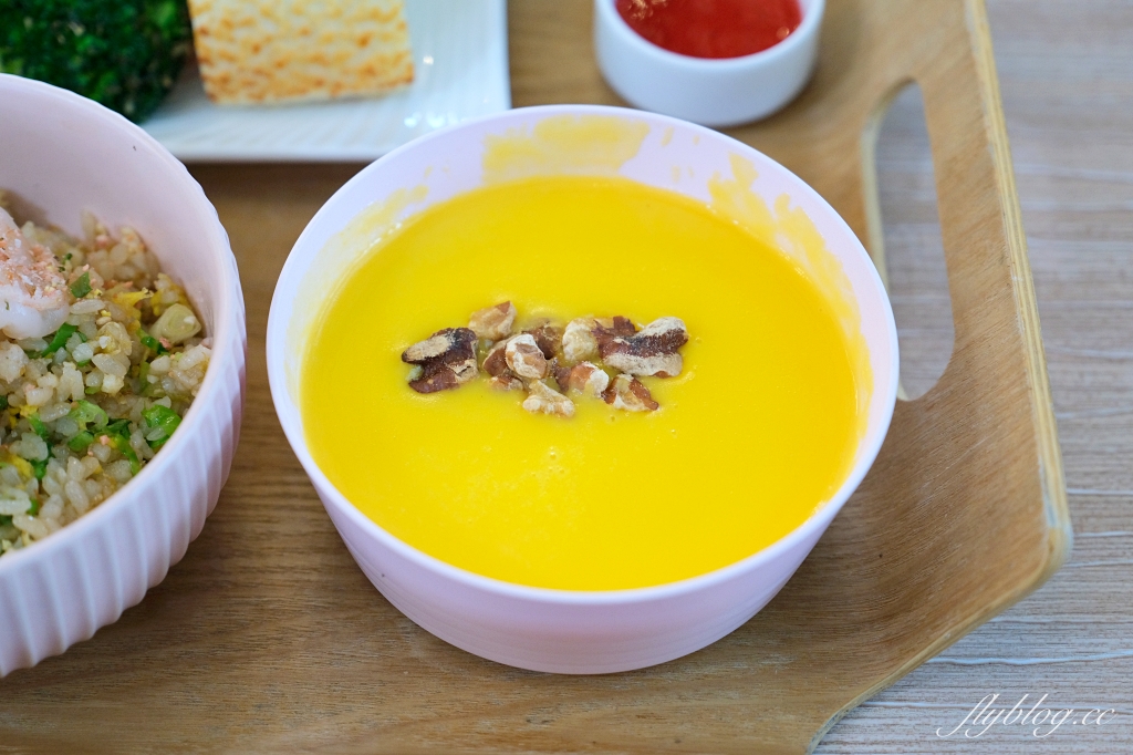 苗栗卓蘭｜厚食餐廳．橘子倉庫改建而成，預約制小農好食料理 @飛天璇的口袋