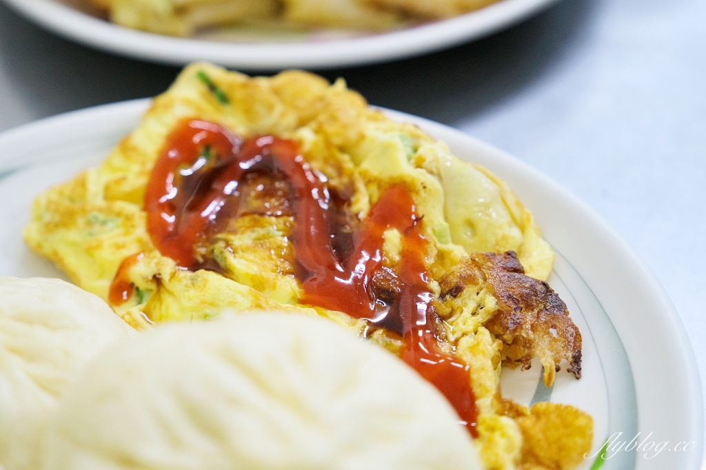 台中北屯｜尚癮大湯包．一咬下去就爆漿，皮Q多汁的好吃湯包 @飛天璇的口袋