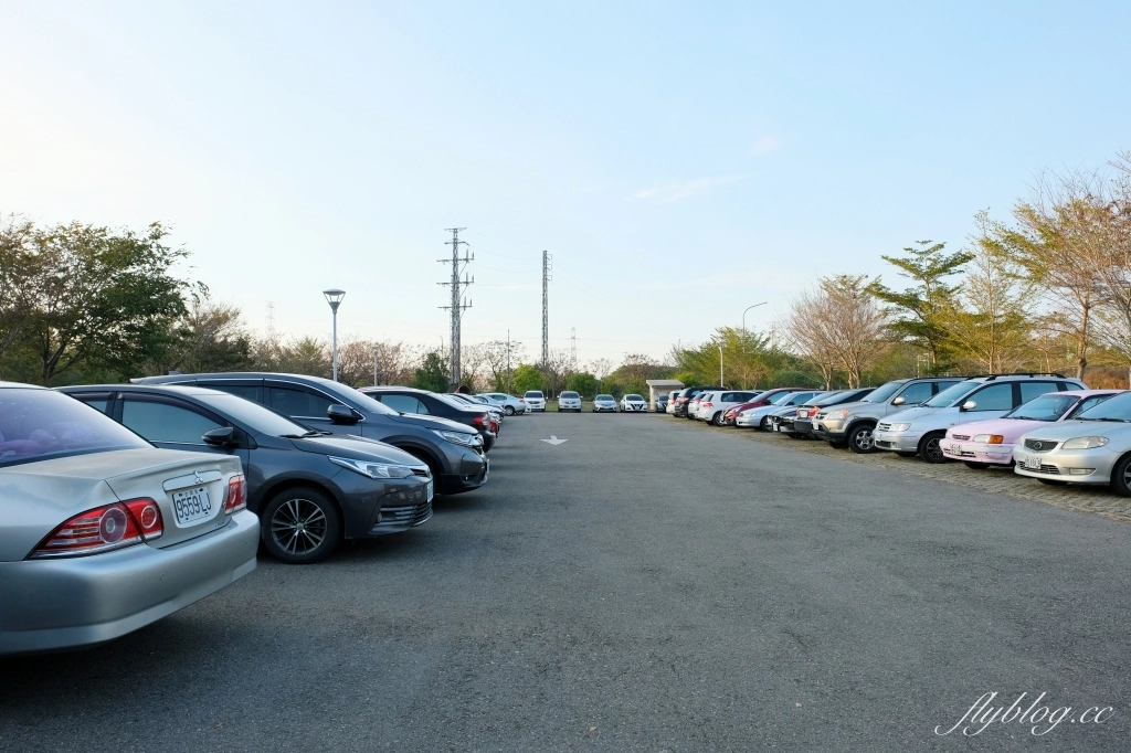 彰化田中｜田中滑步車公園．高鐵橋下新公園，沙坑遊戲區、土丘遊戲區、滑步車道區 @飛天璇的口袋