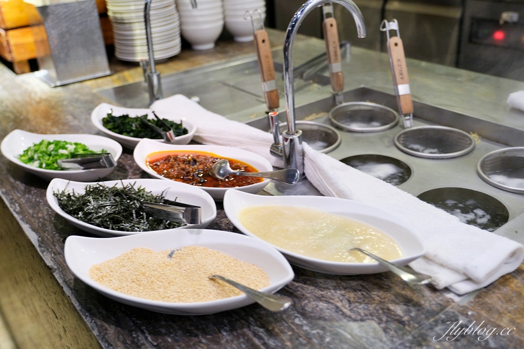 台中西區｜台中金典酒店栢麗廳．台中百匯吃到飽下午茶，平日一個人550元 @飛天璇的口袋