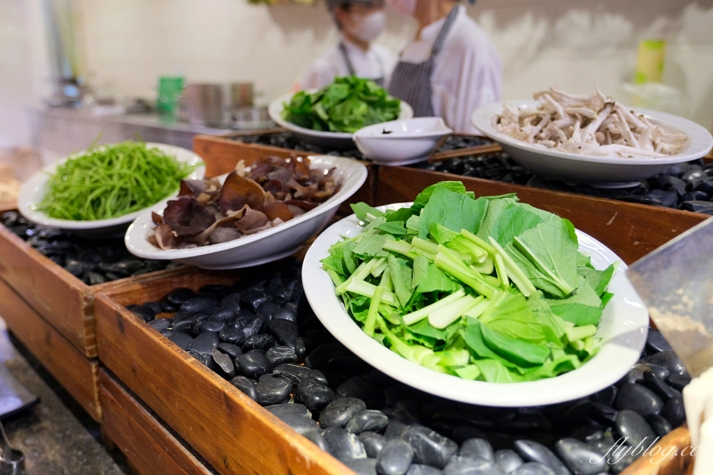 台中西區｜台中金典酒店栢麗廳．台中百匯吃到飽下午茶，平日一個人550元 @飛天璇的口袋