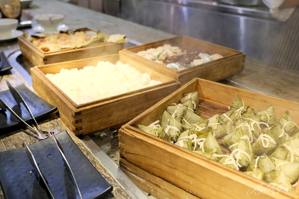 台中西區｜台中金典酒店栢麗廳．台中百匯吃到飽下午茶，平日一個人550元 @飛天璇的口袋