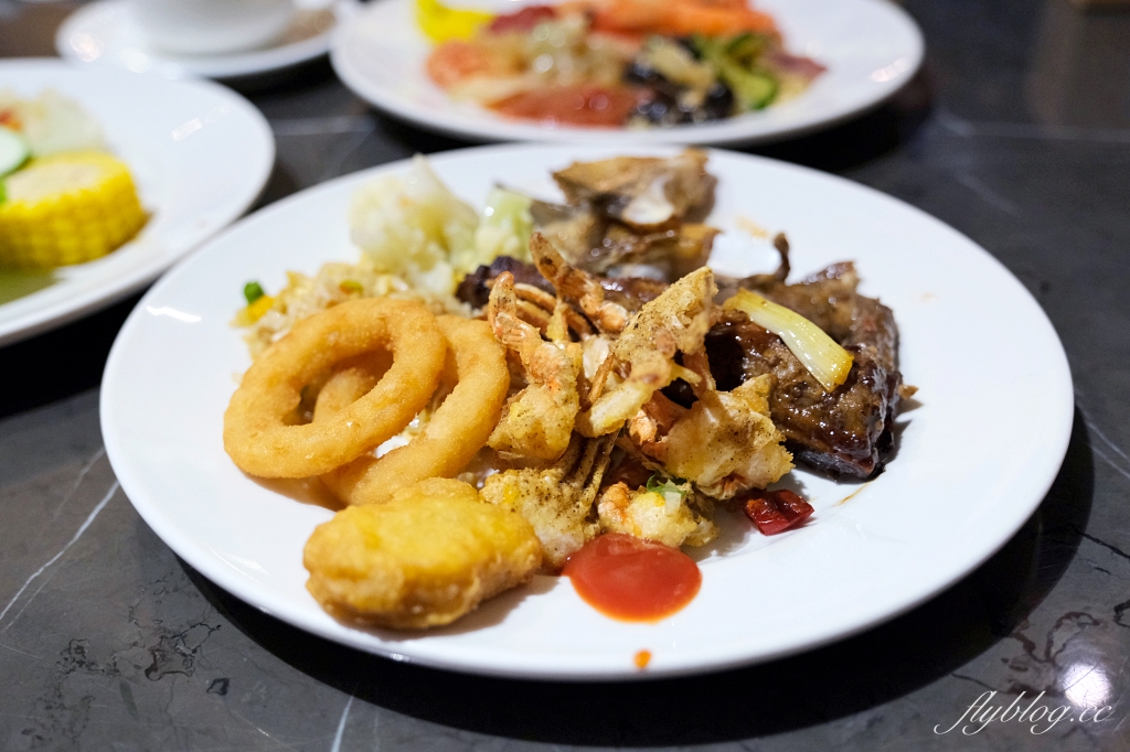 台中西區｜台中金典酒店栢麗廳．台中百匯吃到飽下午茶，平日一個人550元 @飛天璇的口袋