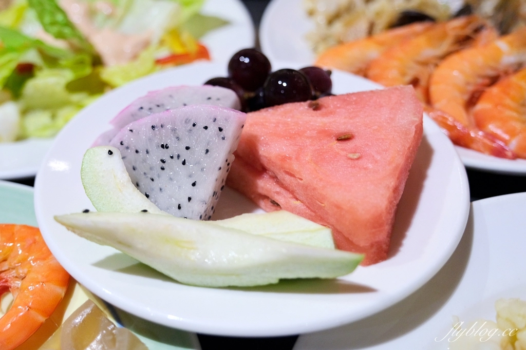 台中西區｜台中金典酒店栢麗廳．台中百匯吃到飽下午茶，平日一個人550元 @飛天璇的口袋