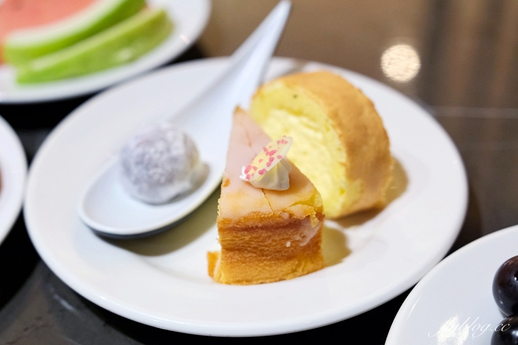 台中西區｜台中金典酒店栢麗廳．台中百匯吃到飽下午茶，平日一個人550元 @飛天璇的口袋