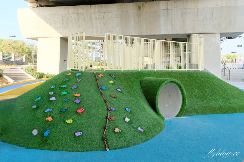 彰化田中｜田中滑步車公園．高鐵橋下新公園，沙坑遊戲區、土丘遊戲區、滑步車道區 @飛天璇的口袋