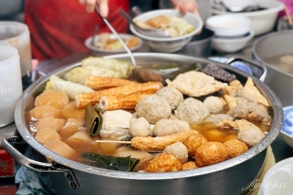 台中東勢|老黑輪肉圓店.東勢傳承50個年頭的老滋味,用臉盆裝黑輪超有氣勢 @飛天璇的口袋 台中東勢|老黑輪肉圓店.東勢傳承50個年頭的老滋味,用臉盆裝黑輪超有氣勢 @飛天璇的口袋