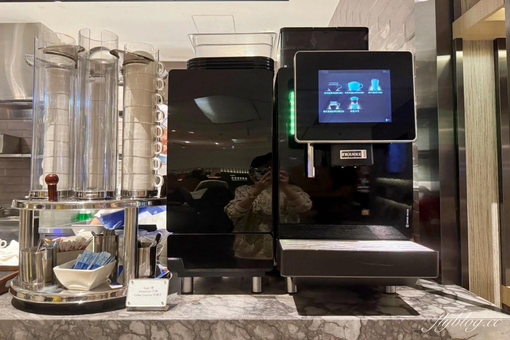 桃園機場|環亞機場貴賓室.第2航廈離境大堂A區,餐點、環境、營業時間及收費方式 @飛天璇的口袋 桃園機場|環亞機場貴賓室.第2航廈離境大堂A區,餐點、環境、營業時間及收費方式 @飛天璇的口袋