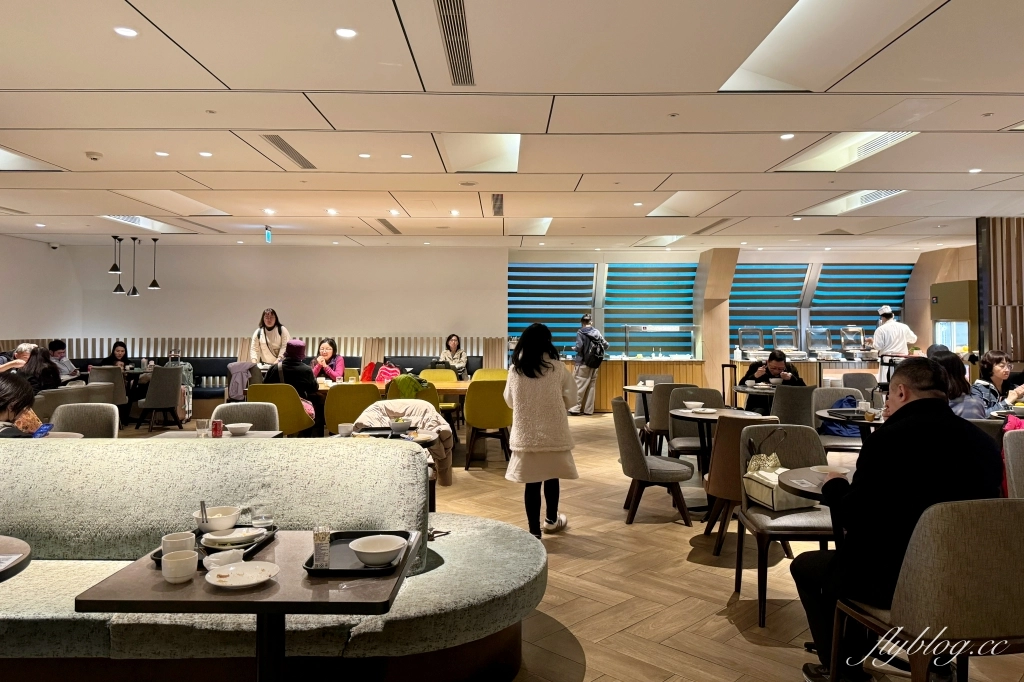 桃園機場｜環亞機場貴賓室．第2航廈離境大堂A區，餐點、環境、營業時間及收費方式 @飛天璇的口袋