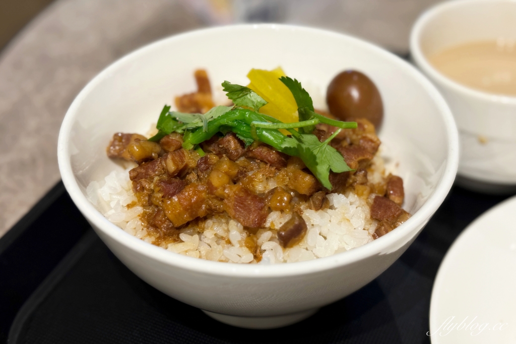 桃園機場|環亞機場貴賓室.第2航廈離境大堂A區,餐點、環境、營業時間及收費方式 @飛天璇的口袋 桃園機場|環亞機場貴賓室.第2航廈離境大堂A區,餐點、環境、營業時間及收費方式 @飛天璇的口袋