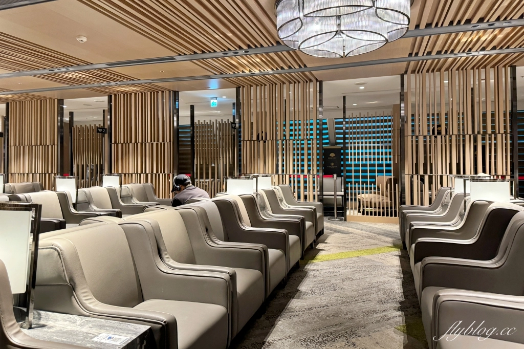 桃園機場|環亞機場貴賓室.第2航廈離境大堂A區,餐點、環境、營業時間及收費方式 @飛天璇的口袋 桃園機場|環亞機場貴賓室.第2航廈離境大堂A區,餐點、環境、營業時間及收費方式 @飛天璇的口袋