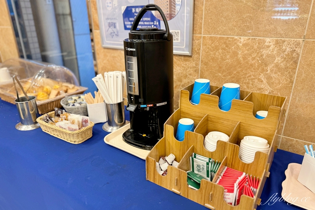 日本東京｜東橫INN 東京池袋北口1號店．池袋車站步行5分鐘，提供免費早餐洗衣機設備 @飛天璇的口袋