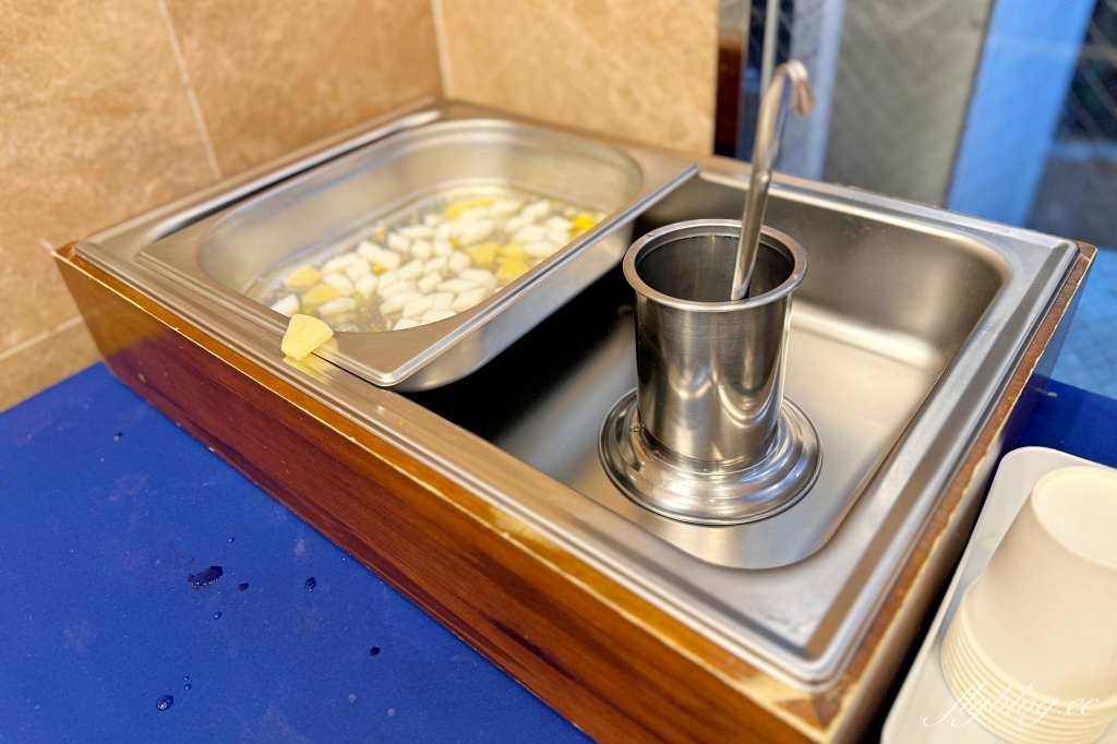 日本東京｜東橫INN 東京池袋北口1號店．池袋車站步行5分鐘，提供免費早餐洗衣機設備 @飛天璇的口袋