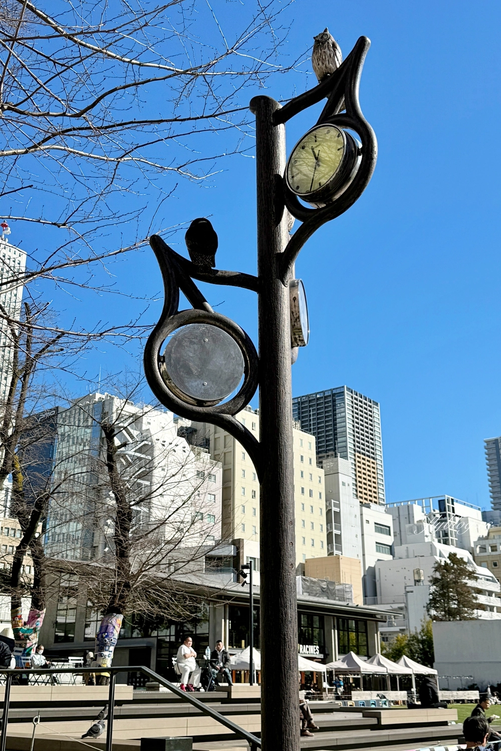 日本東京｜Blue Bottle Coffee 藍瓶咖啡 池袋店．池袋車站步行3分鐘，南池袋公園對面 @飛天璇的口袋