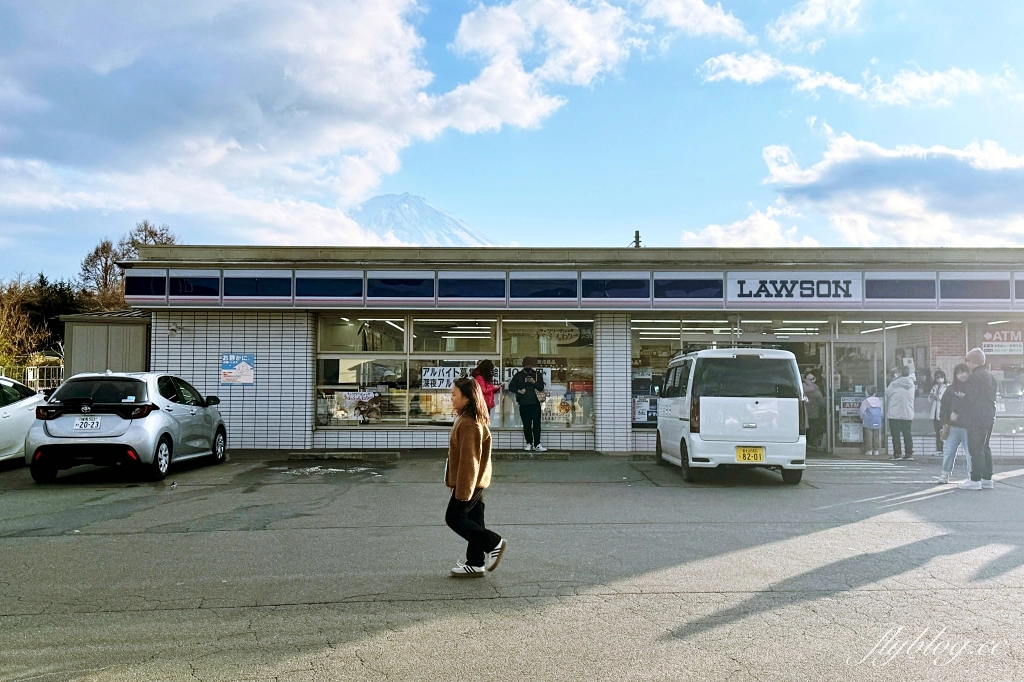 日本山梨｜富士山一日遊．富士山+河口湖天上山公園纜車+忍野八海+淺間公園 (KKday東京出發) @飛天璇的口袋