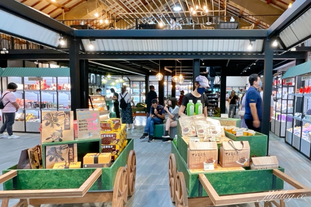 嘉義中埔｜星巴克中埔穀倉門市．全台唯一！45年歷史穀倉所改建星巴克 @飛天璇的口袋