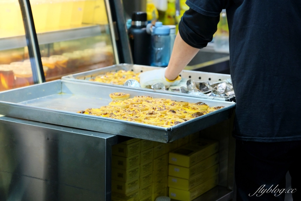 澳門氹仔｜安德魯蛋撻．澳門超人氣蛋塔店，官也街必吃美食推薦 @飛天璇的口袋