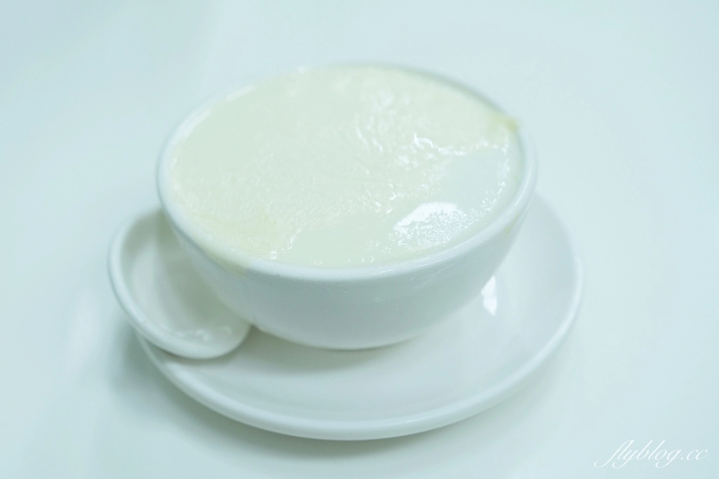 澳門氹仔｜義順牛奶公司．從澳門紅到香港，官也街美食推薦 @飛天璇的口袋