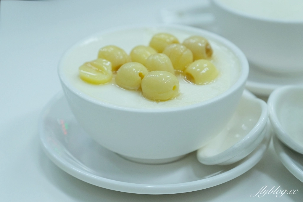 澳門氹仔｜義順牛奶公司．從澳門紅到香港，官也街美食推薦 @飛天璇的口袋