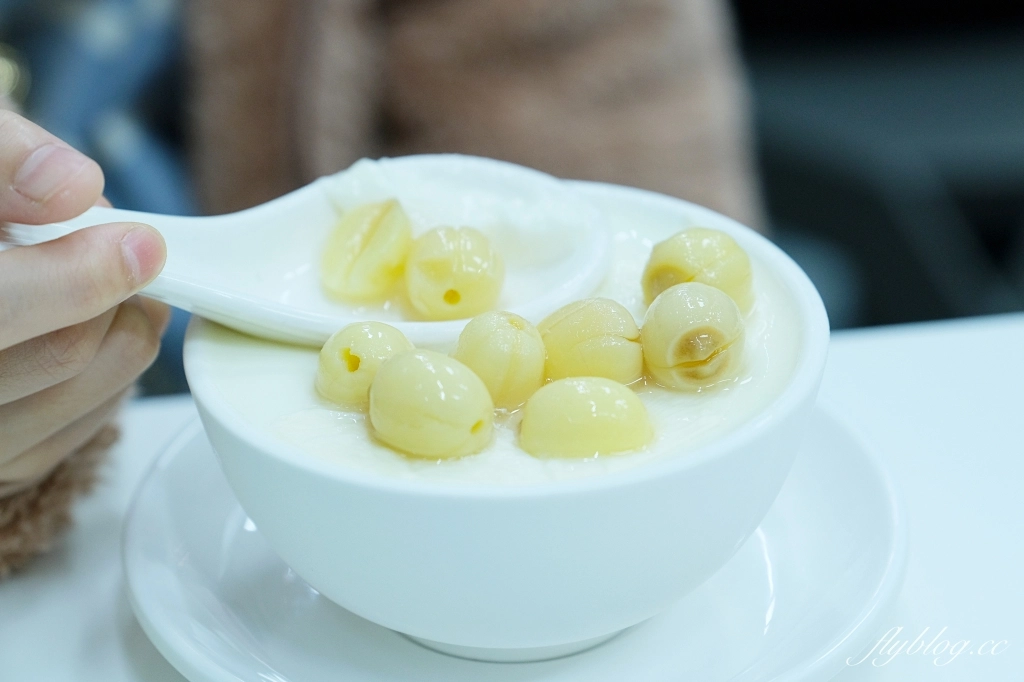 澳門氹仔｜義順牛奶公司．從澳門紅到香港，官也街美食推薦 @飛天璇的口袋