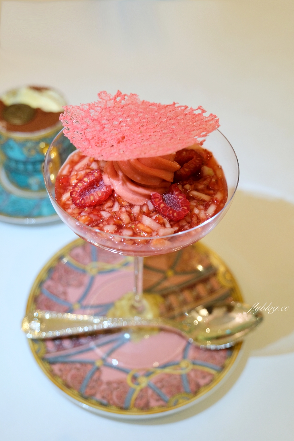 澳門路氹｜嘉樂酒吧．走進時尚大師Gianni Versace世界，品嚐凡賽斯酒店優雅下午茶 @飛天璇的口袋