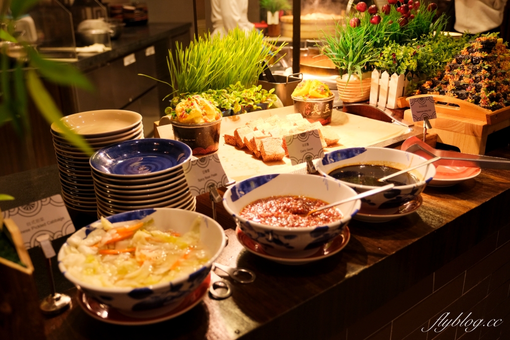 澳門路氹｜自助山．澳門最大自助百匯餐廳，吃遍全亞洲600多道美食 @飛天璇的口袋