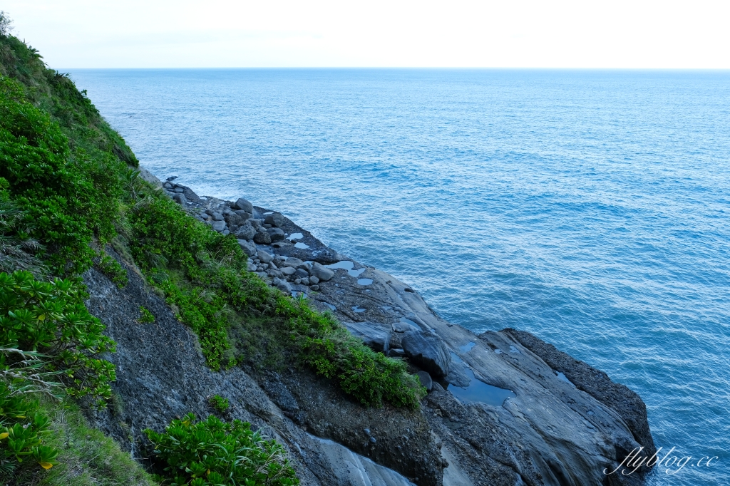 花蓮豐濱｜親不知子海上古道．走在透明玻璃步道，遠眺蔚藍太平洋美景 @飛天璇的口袋