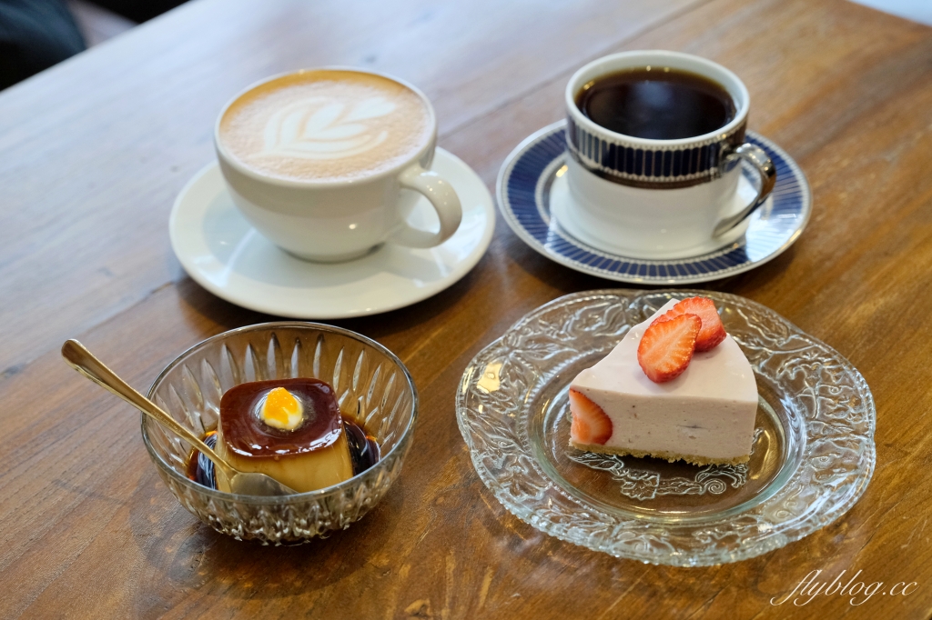 台中西區｜西成珈琲工作室．充滿昭和風情咖啡館，營業到晚上10點 @飛天璇的口袋