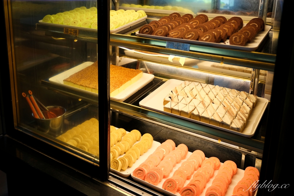 台中南屯｜耀武羊威羊肉爐吃到飽．599元起！6種湯頭７種羊肉，各種生鮮蔬菜冰淇淋無限吃 @飛天璇的口袋