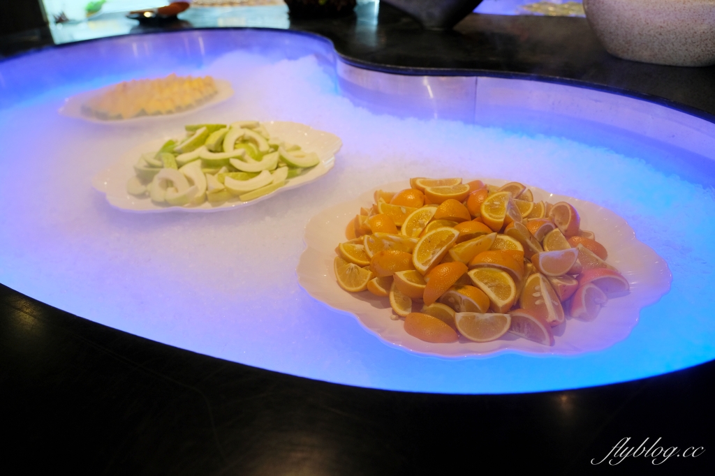 台中南屯｜耀武羊威羊肉爐吃到飽．599元起！6種湯頭７種羊肉，各種生鮮蔬菜冰淇淋無限吃 @飛天璇的口袋