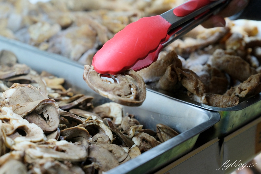 台中南屯｜耀武羊威羊肉爐吃到飽．599元起！6種湯頭７種羊肉，各種生鮮蔬菜冰淇淋無限吃 @飛天璇的口袋