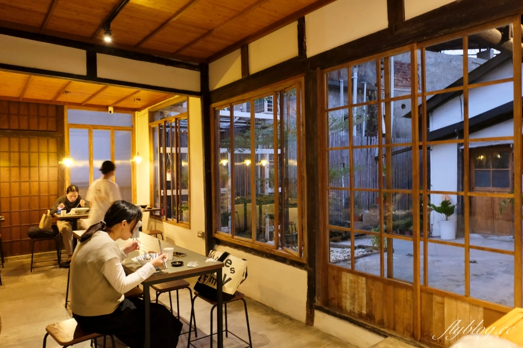 台中中區｜柳川窟．柳川古道裡的關東煮，低調又隱密日式老宅 @飛天璇的口袋
