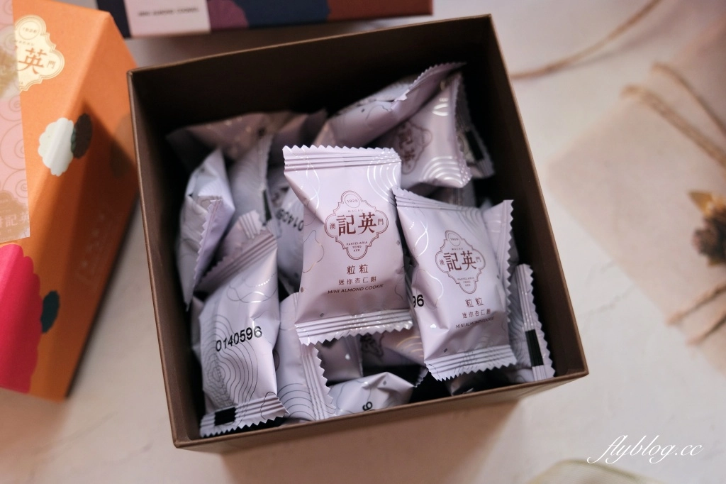 澳門氹仔｜英記餅家．傳承近百年澳門老店，官也街必買伴手禮推薦 @飛天璇的口袋