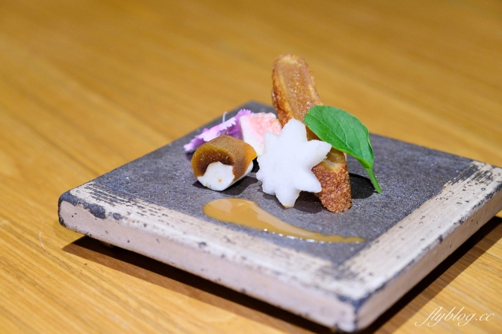 台中西屯｜響壽司 HIBIKI．台中七期日式餐廳，客製化無菜單料理，商業午餐1000元起 @飛天璇的口袋