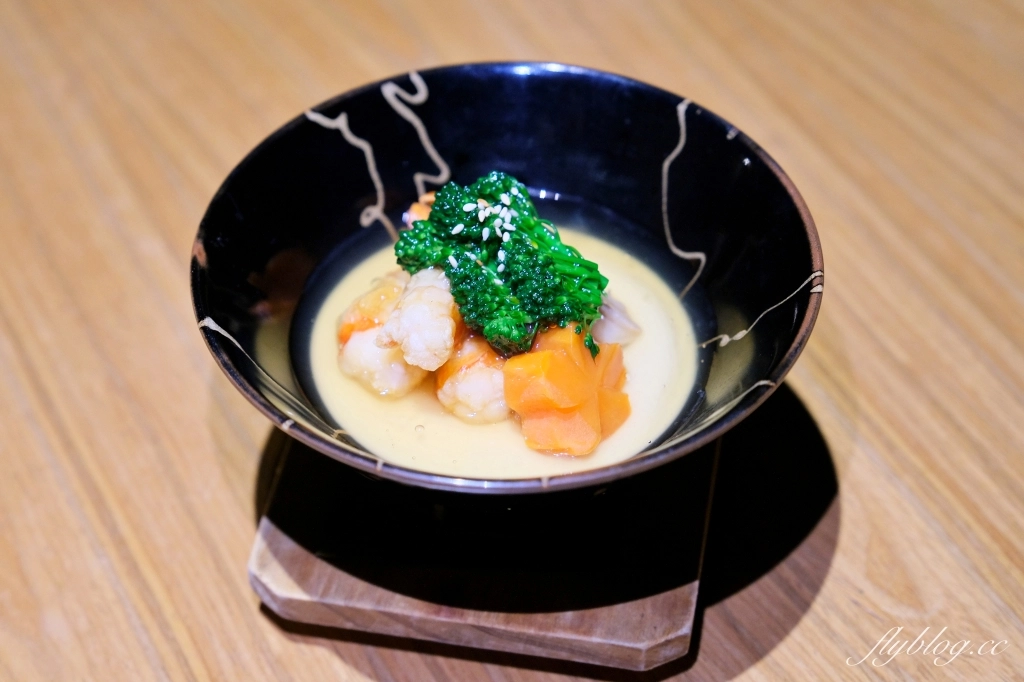 台中西屯｜響壽司 HIBIKI．台中七期日式餐廳，客製化無菜單料理，商業午餐1000元起 @飛天璇的口袋