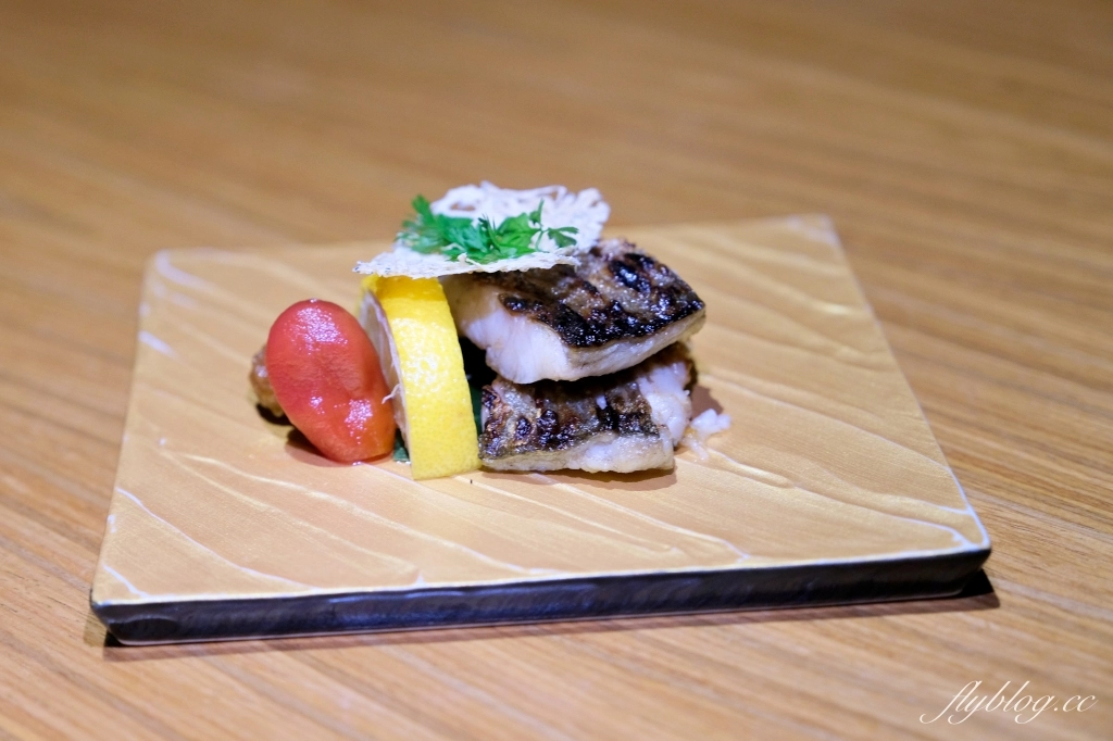 台中西屯｜響壽司 HIBIKI．台中七期日式餐廳，客製化無菜單料理，商業午餐1000元起 @飛天璇的口袋