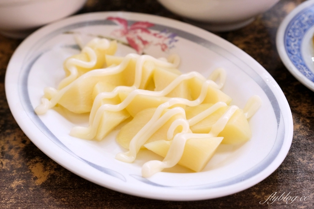 嘉義東區|簡單火雞肉飯.25元銅板價火雞肉飯,平價美味餐點選擇性多 @飛天璇的口袋 嘉義東區|簡單火雞肉飯.25元銅板價火雞肉飯,平價美味餐點選擇性多 @飛天璇的口袋